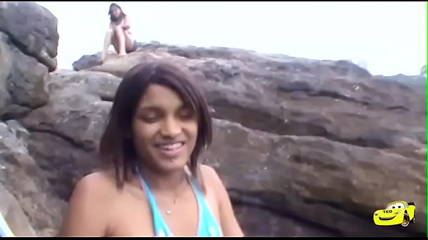 Aventuras no litoral 2 – Marcelle e Paquita degustam o casal swing