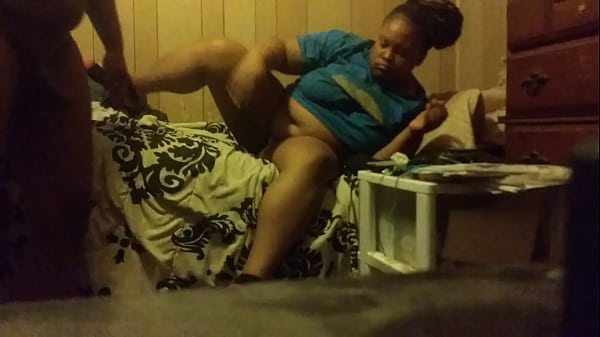 Ex cheating on her new guy