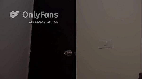 Latin ebony I want to be fucked in her parents’ room!