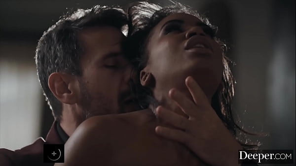 VIXENPLUS Ebony babe loves to fuck